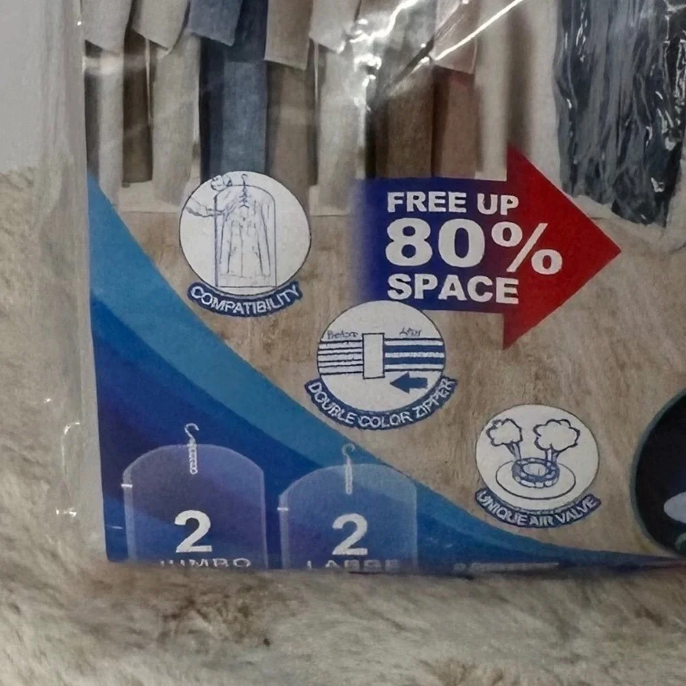 Vacuum Seal Storage Bags Jumbo Large Clothes Space Saver 80 Percent Free Up (4)
